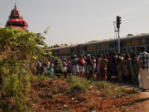 12.Train passengers encouragement